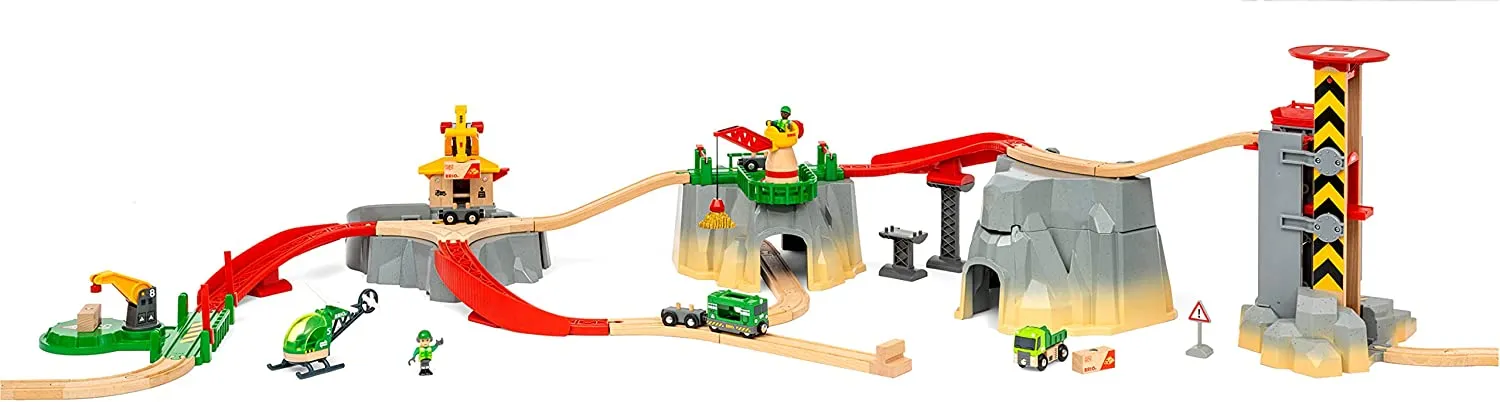 Cargo Mountain Train Set