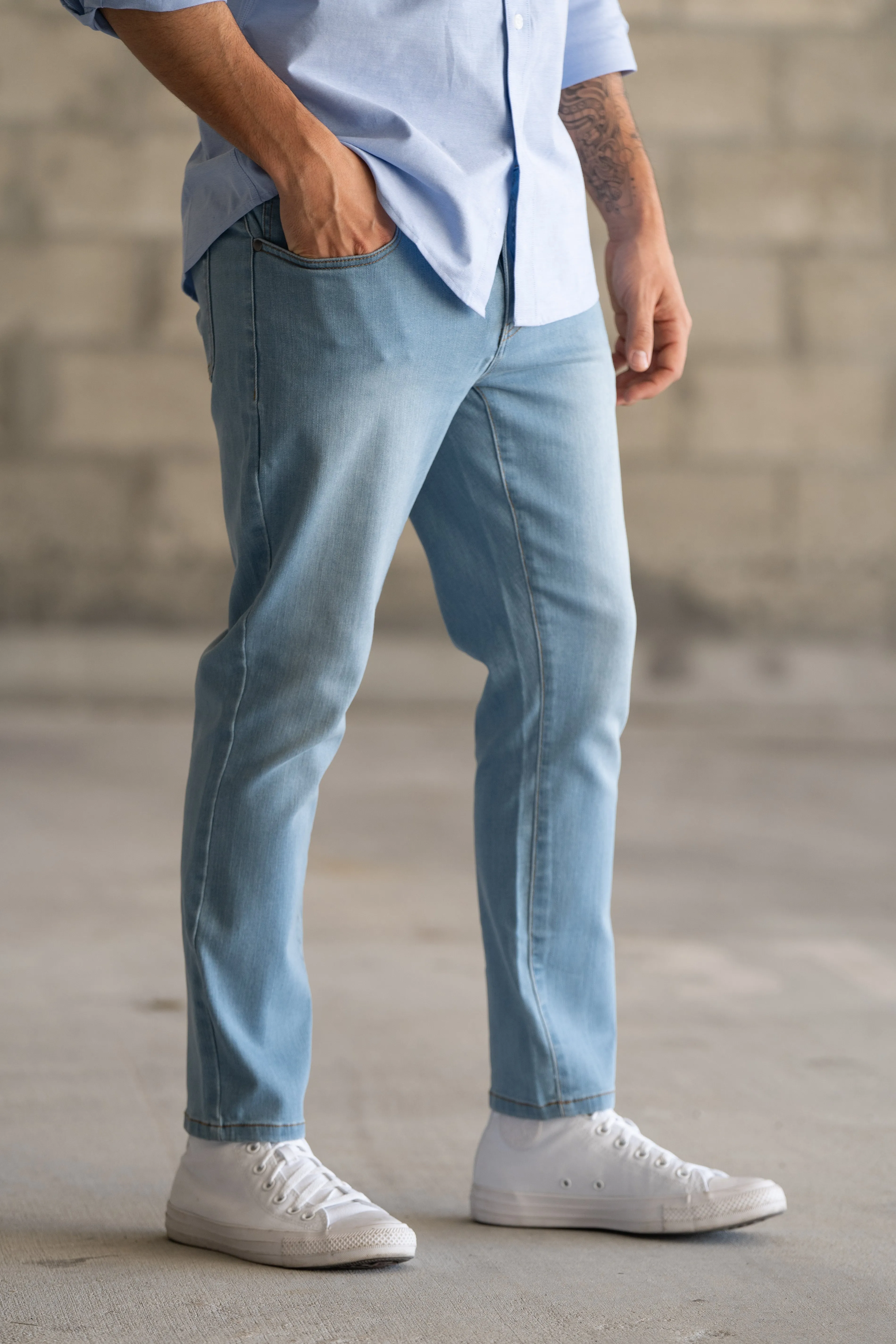 Core Extra Stretch Jeans Light Wash