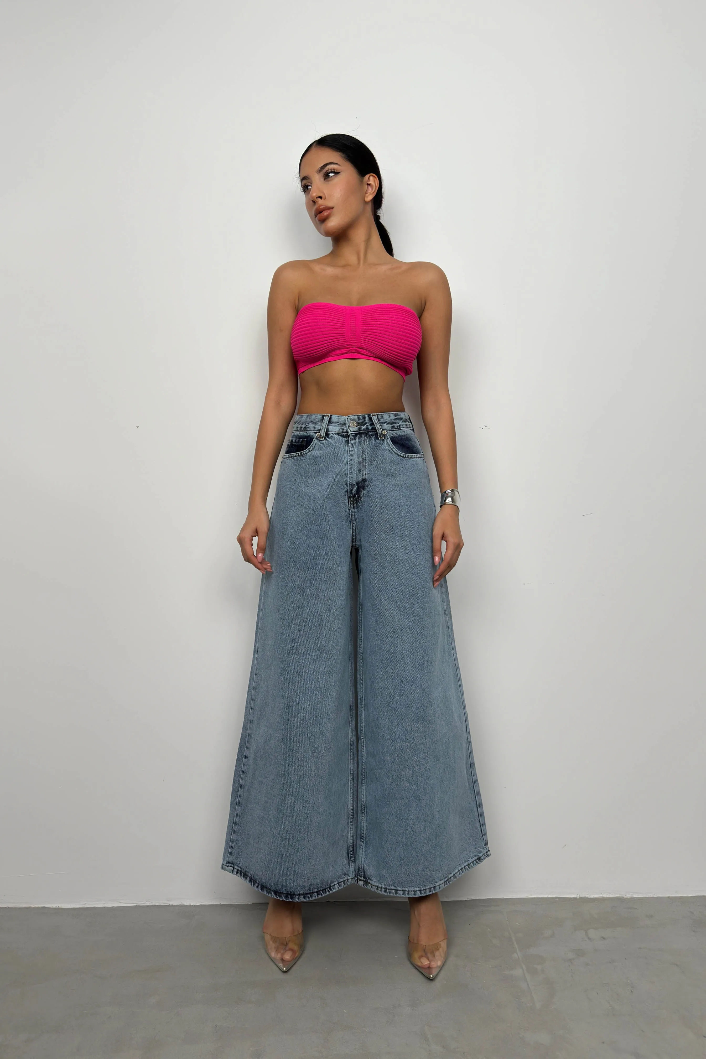 Extreme Wide Leg Jeans