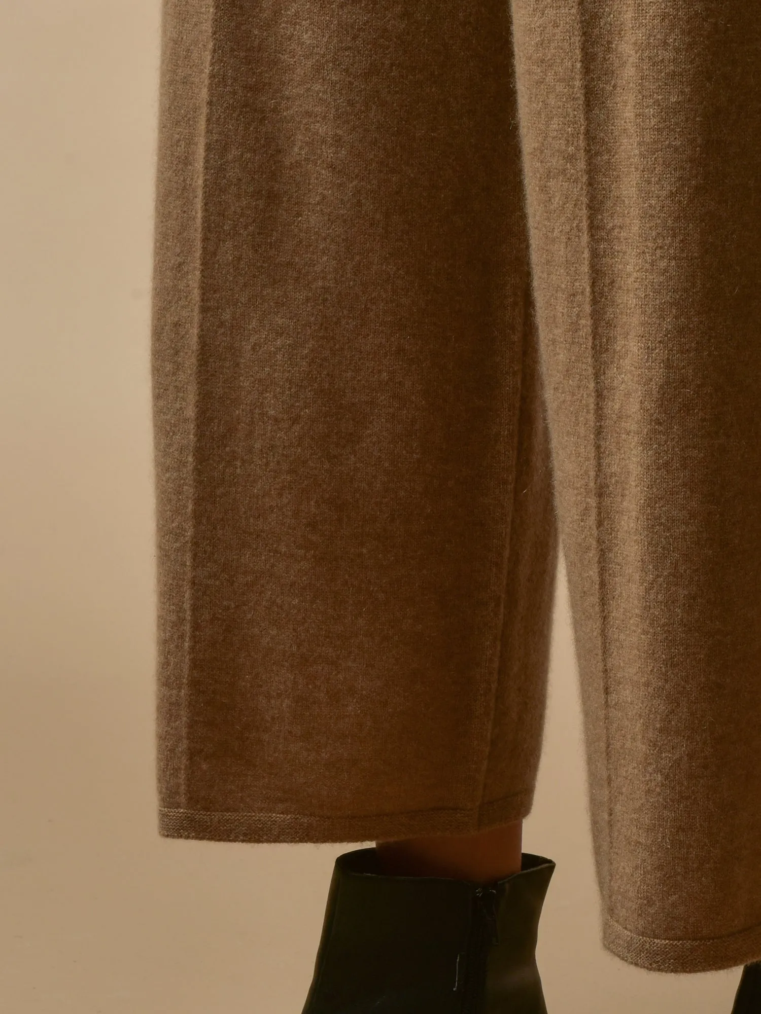 Loose Fit Pants_Dark Beige