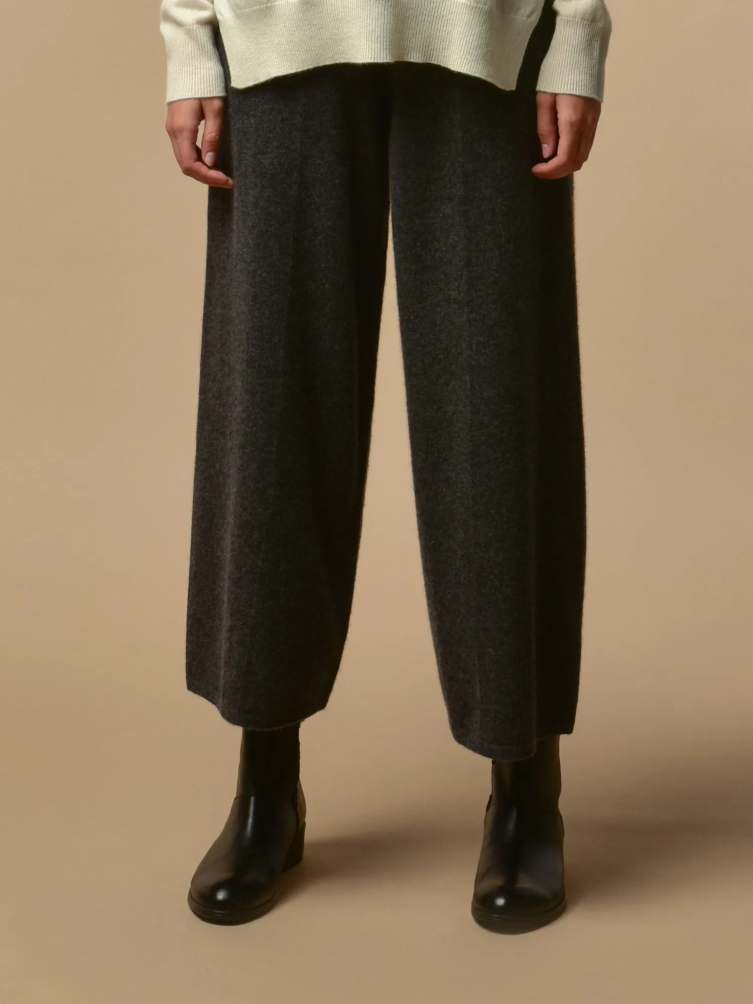 Loose Fit Pants_Graphite