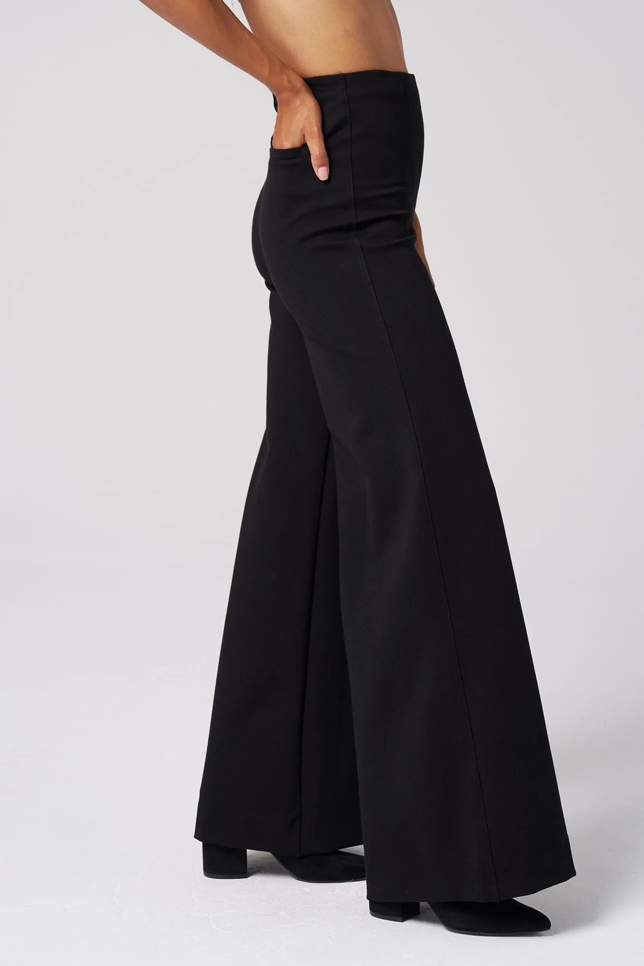 Perfect Ponte Wide Leg Pant