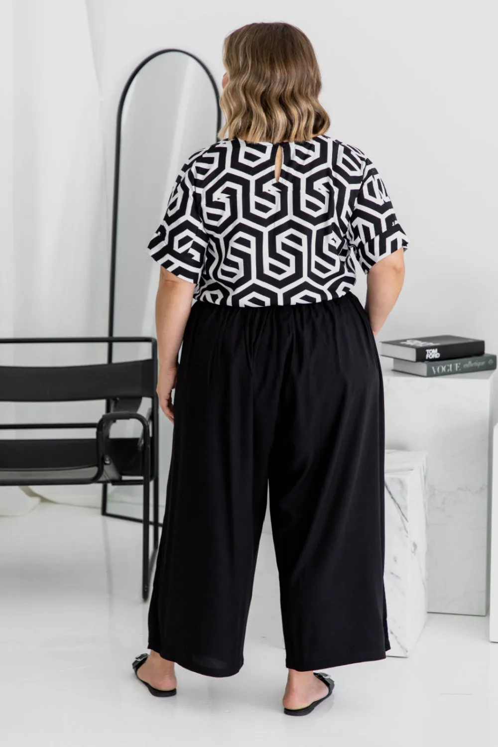 Wide Leg Relaxed Fit Pants - Black